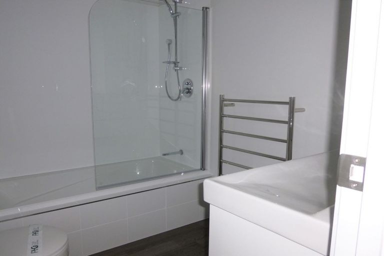 Photo of property in 15u5 Cook Street, Hamilton East, Hamilton, 3216