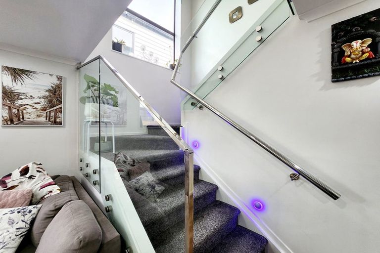 Photo of property in 6c Christmas Road, Manurewa, Auckland, 2102