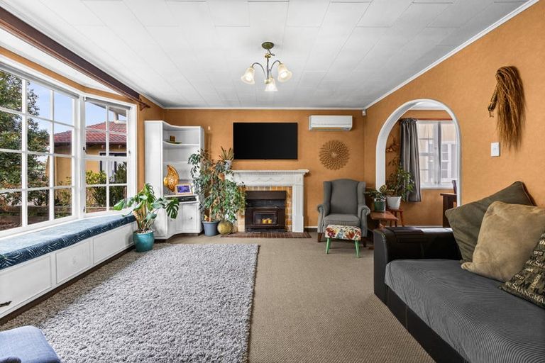 Photo of property in 24 Dundee Drive, Flaxmere, Hastings, 4120