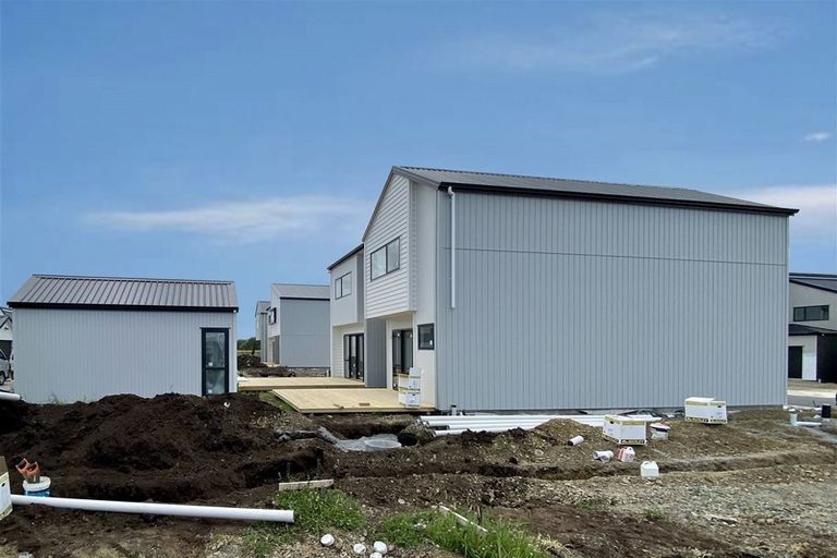 Photo of property in 137 Grove Road, Papakura, 2110