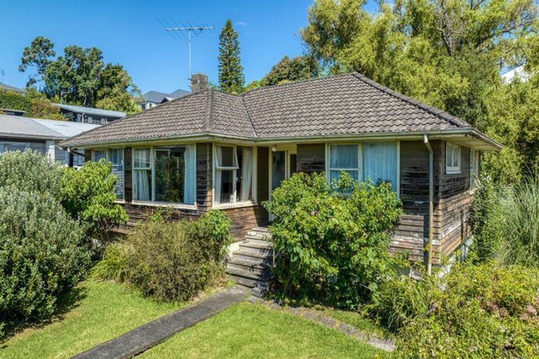 Photo of property in 20 Glenvar Road, Torbay, Auckland, 0630