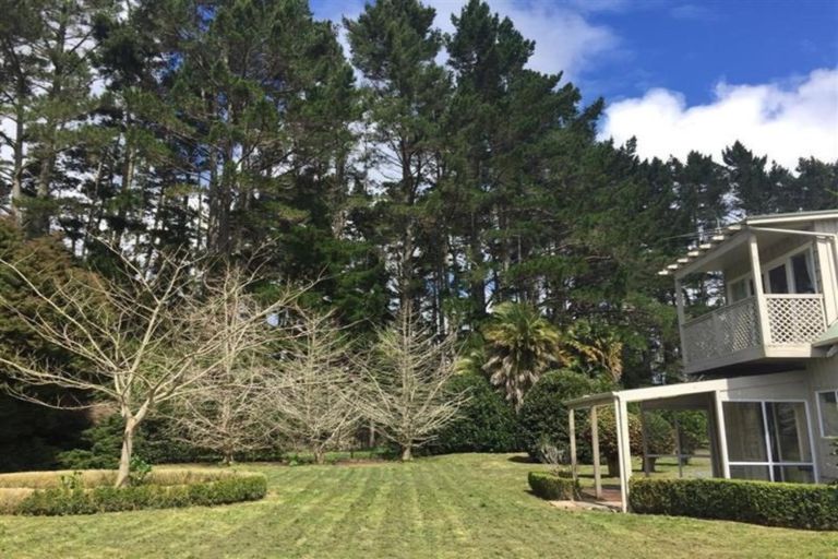 Photo of property in 12a Croft Lane, Riverhead, Albany, 0793