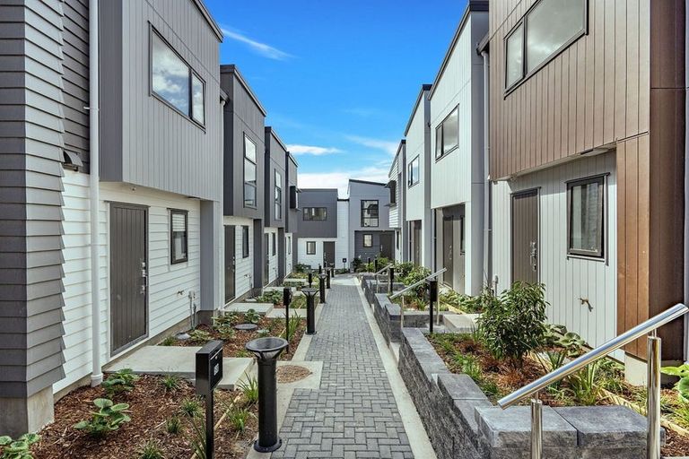 Photo of property in 50 Raupeti Lane, Henderson, 0612