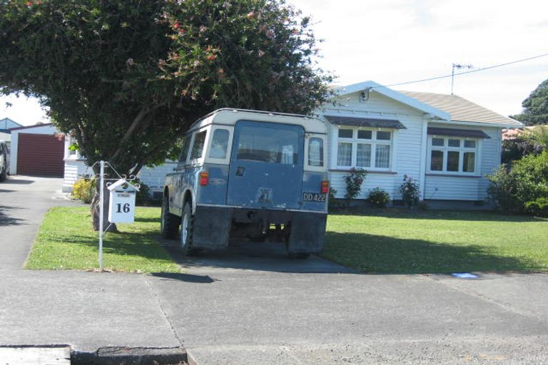 Photo of property in 16 Fitzroy Street, Feilding, 4702