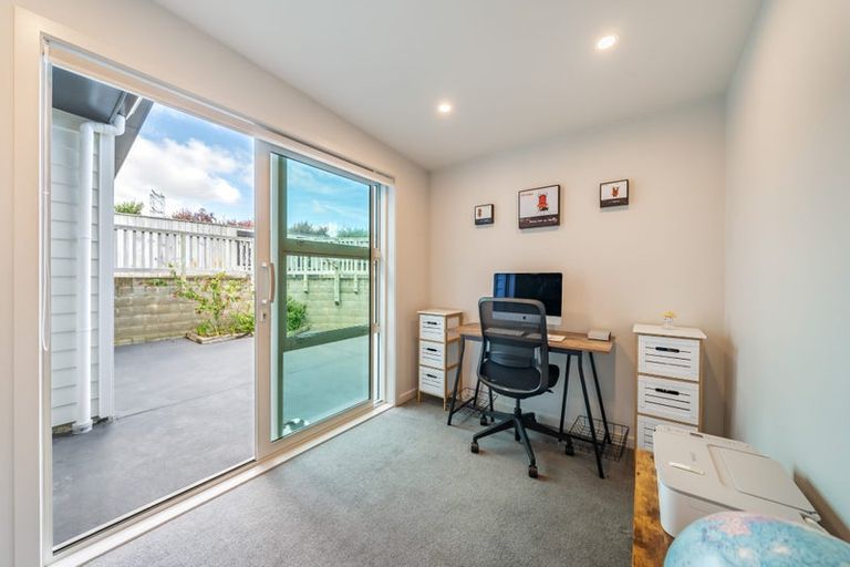 Photo of property in 9 Semaphore Lane, Whitby, Porirua, 5024