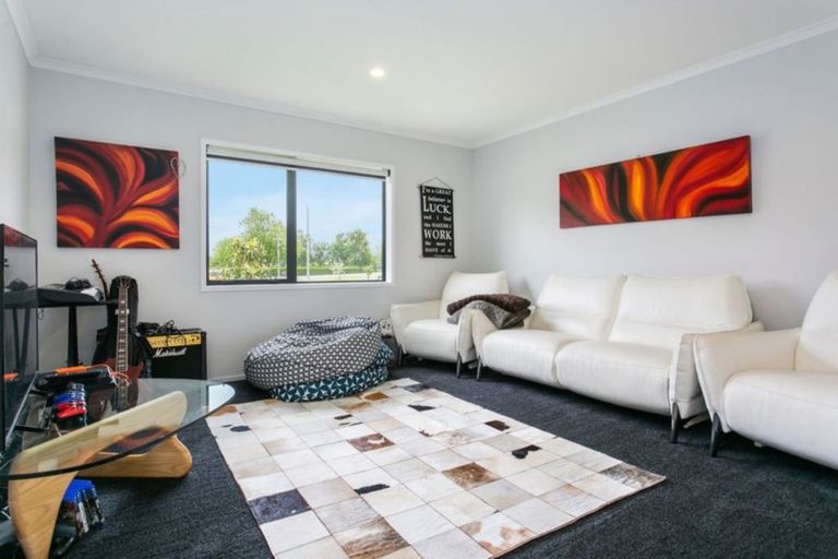 Photo of property in 125 Saint Kilda Road, Cambridge, 3434