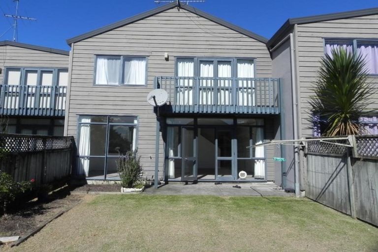 Photo of property in 12/3 Erewhon Place, Birkdale, Auckland, 0626