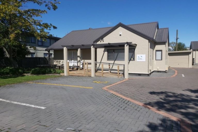 Photo of property in 1334 Hinemoa Street, Rotorua, 3010
