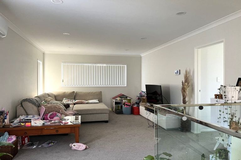 Photo of property in 151 Tiriwa Drive, Massey, Auckland, 0614