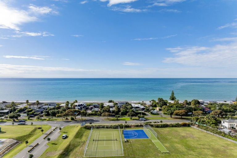 Photo of property in 27 Te Awanga Terrace, Te Awanga, 4102