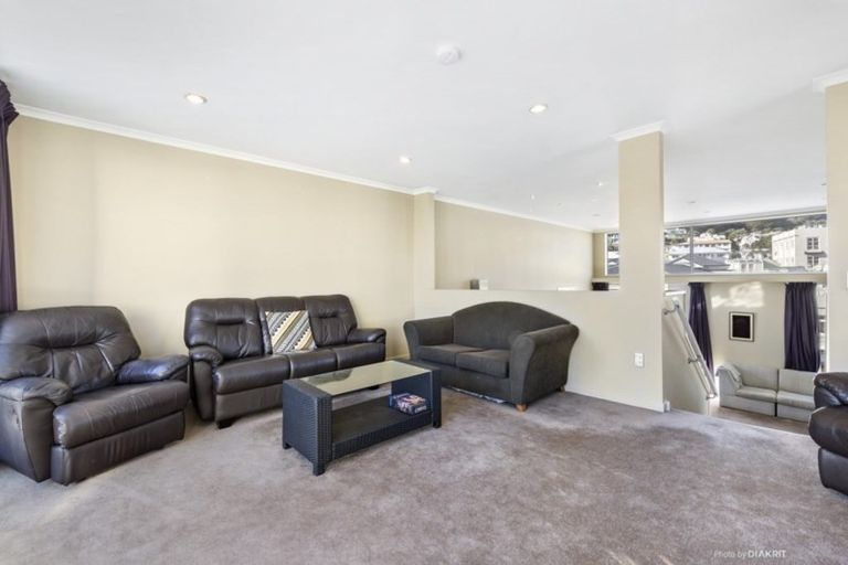 Photo of property in 17/15 Roxburgh Street, Mount Victoria, Wellington, 6011