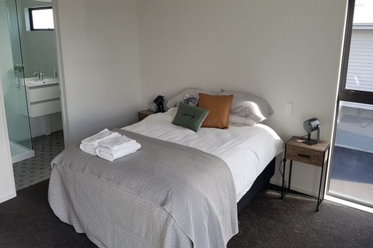 Photo of property in 1/176 Edgeware Road, Edgeware, Christchurch, 8013