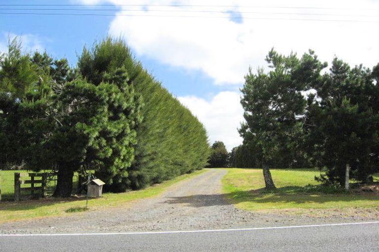 Photo of property in 34 Kauri Road, Whenuapai, Auckland, 0618