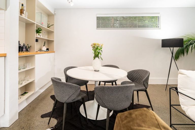 Photo of property in 51 Amesbury Drive, Churton Park, Wellington, 6037