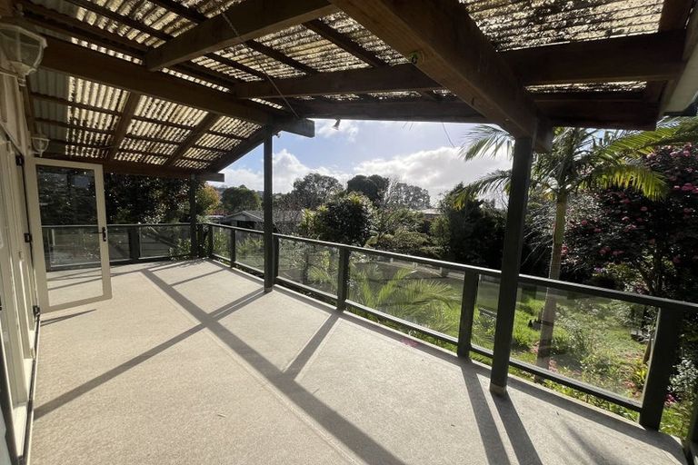 Photo of property in 50 Colwill Road, Massey, Auckland, 0614