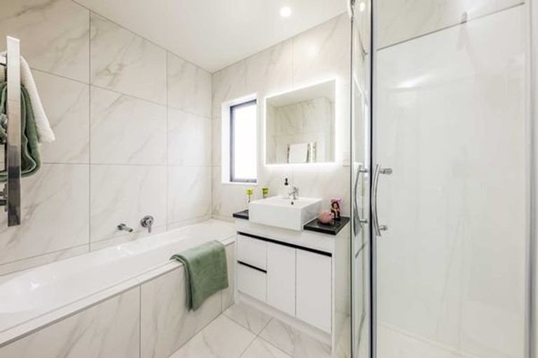 Photo of property in 55a Soaring Bird Drive, Takanini, 2112