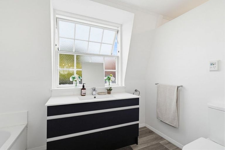 Photo of property in 34 Burn Street, Levin, 5510