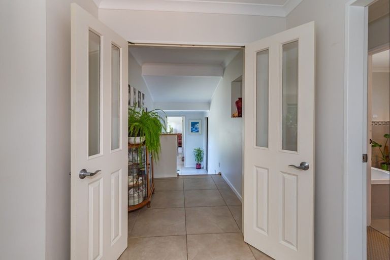 Photo of property in 115 Muhunoa West Road, Ohau, Levin, 5570