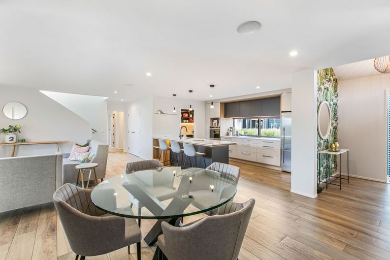 Photo of property in 2 Walter Lawry Road, Paerata, Pukekohe, 2124