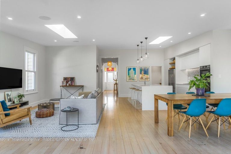 Photo of property in 15 Saint Leonards Road, Devonport, Auckland, 0624