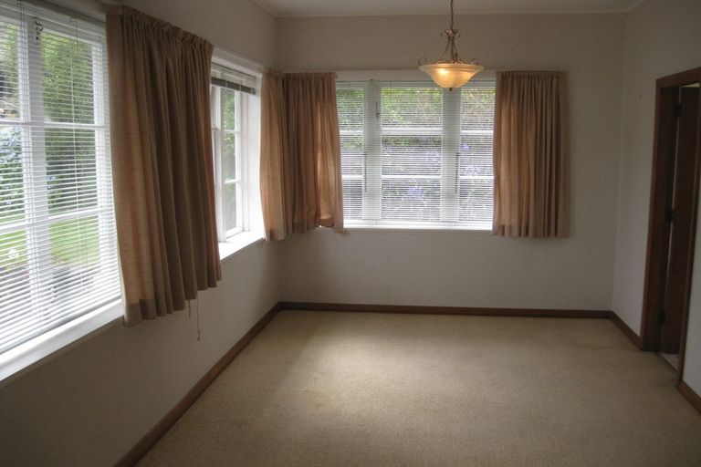 Photo of property in 84 Sunshine Avenue, Karori, Wellington, 6012