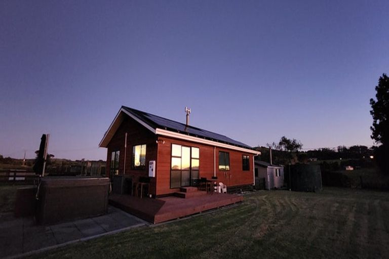Photo of property in 145 Kohanga Road, Te Kohanga, Tuakau, 2693