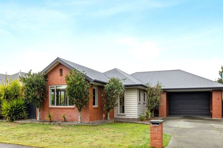 Photo of property in 15 Melville Crescent, Rolleston, 7614