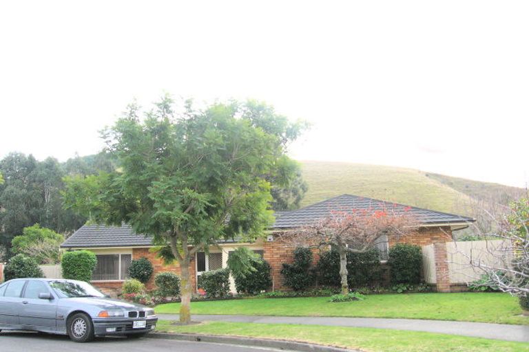 Photo of property in 16 Webb Place, Taradale, Napier, 4112