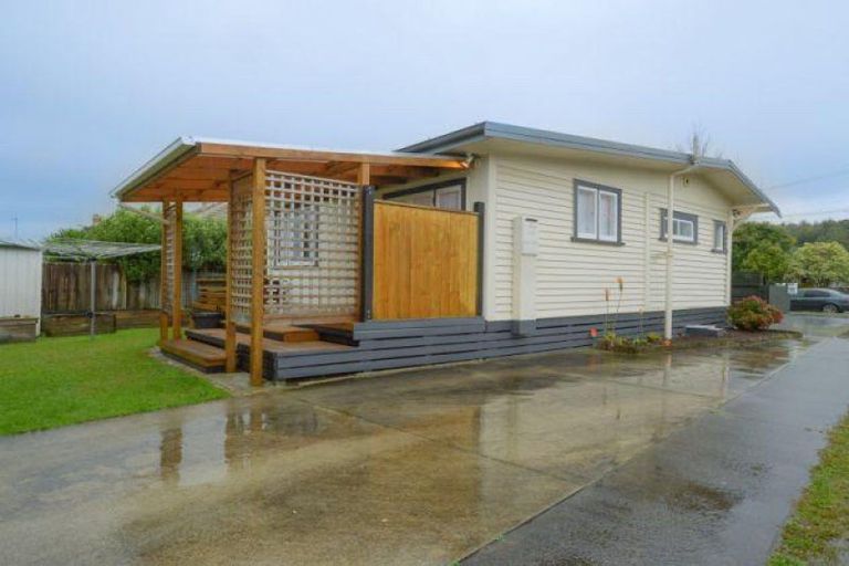 Photo of property in 35 Claude Street, Fairfield, Hamilton, 3214