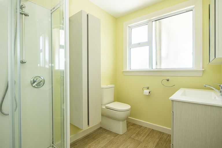 Photo of property in 8 Mckenzie Street, Geraldine, 7930