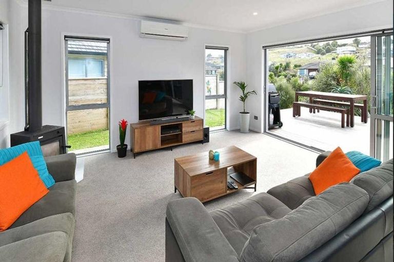 Photo of property in 39 Anne Burton Drive, Warkworth, 0910