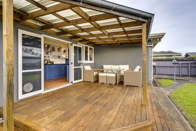 Photo of property in 57 King Street, Taradale, Napier, 4112