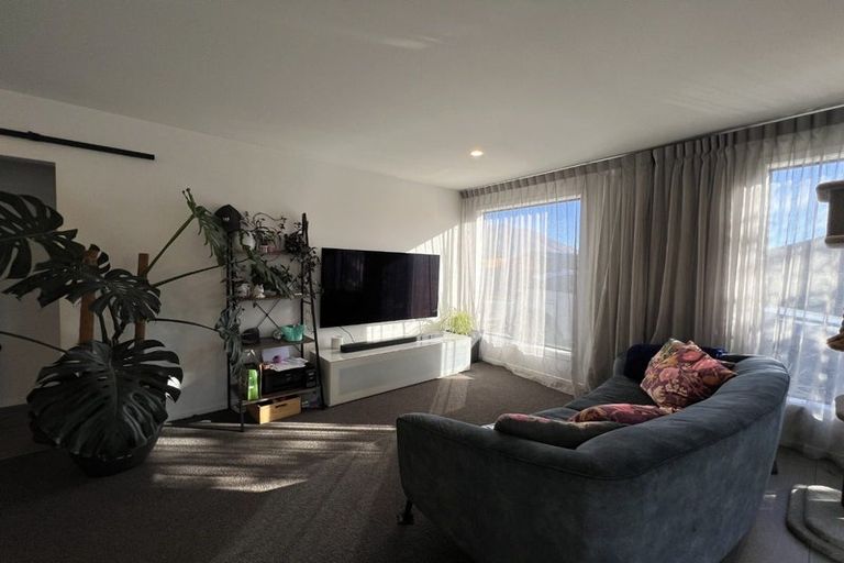 Photo of property in 43 Muster Road, Jacks Point, 9371