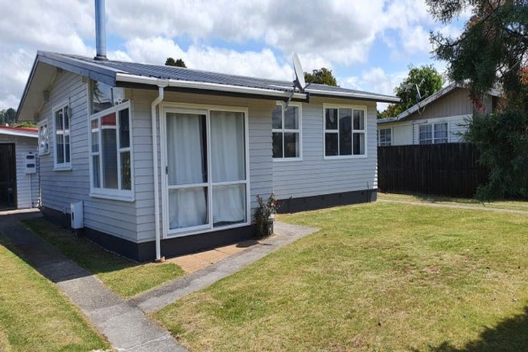 Photo of property in 29 Mckee Avenue, Fenton Park, Rotorua, 3010