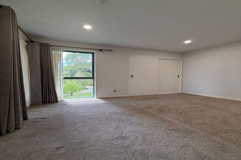Photo of property in 90 Point View Drive, East Tamaki Heights, Auckland, 2016