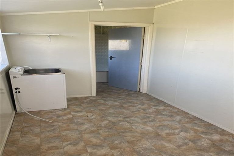 Photo of property in 15 Cole Street, Dannevirke, 4930