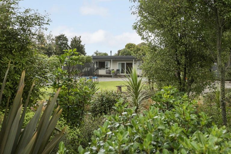 Photo of property in 69 Abbotsford Road, Waipawa, 4210