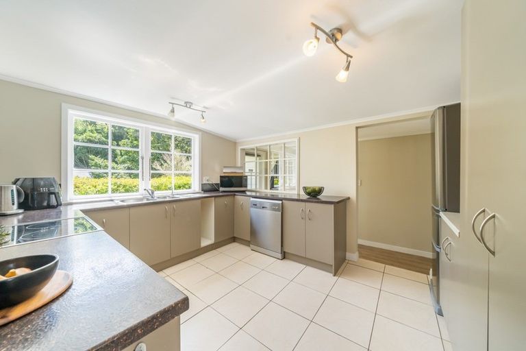 Photo of property in 25 Elmslie Road, Pinehaven, Upper Hutt, 5371