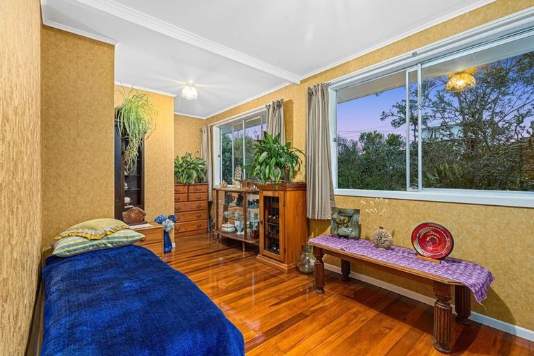 Photo of property in 424 Don Buck Road, Massey, Auckland, 0614