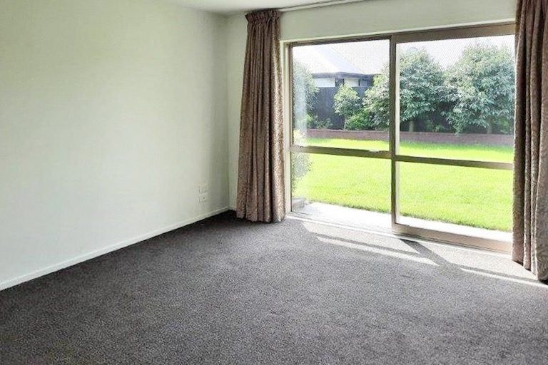 Photo of property in 7 Bamber Crescent, Halswell, Christchurch, 8025