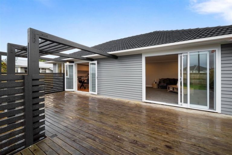 Photo of property in 273 South Road, Hawera, 4610