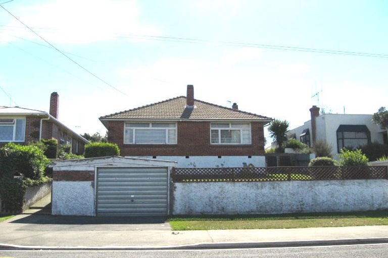 Photo of property in 24 Cambridge Street, Kensington, Timaru, 7910
