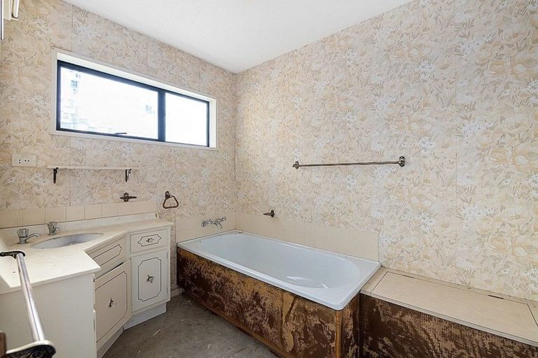 Photo of property in 14 Clementine Lane, Mount Pleasant, Christchurch, 8081