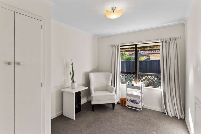 Photo of property in 5 Jacaranda Place, Parklands, Christchurch, 8083