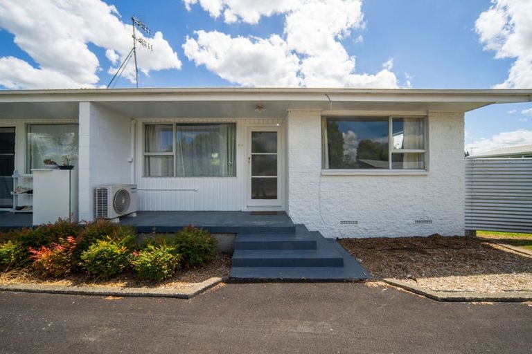 Photo of property in 5b Pollen Crescent, Melville, Hamilton, 3206