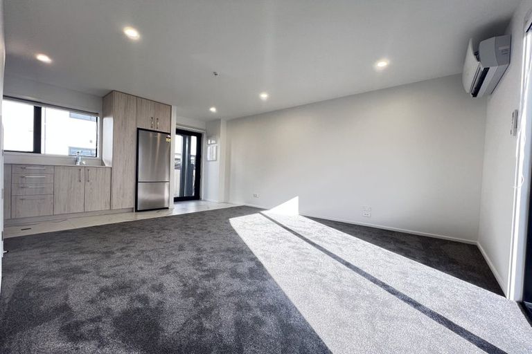 Photo of property in 231u9 Marine Parade, Seatoun, Wellington, 6022