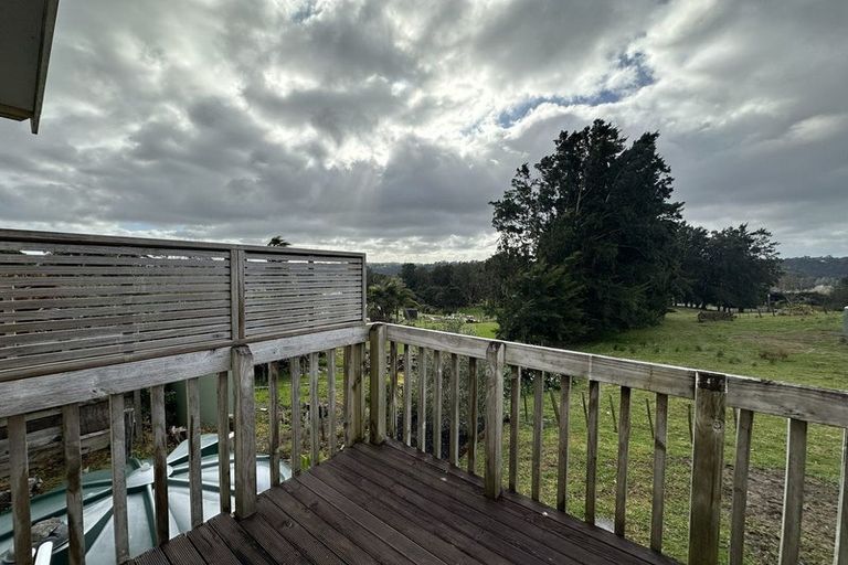 Photo of property in 451 Paremoremo Road, Paremoremo, Auckland, 0632