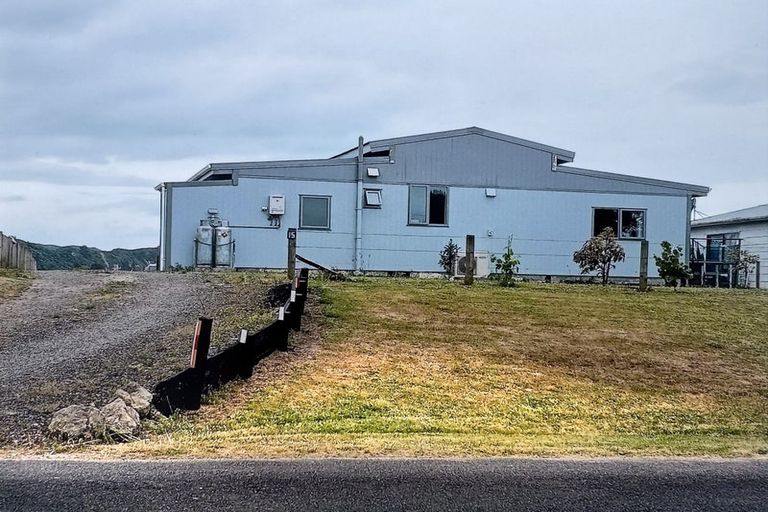 Photo of property in 15 Hauiti Road, Tolaga Bay, 4077