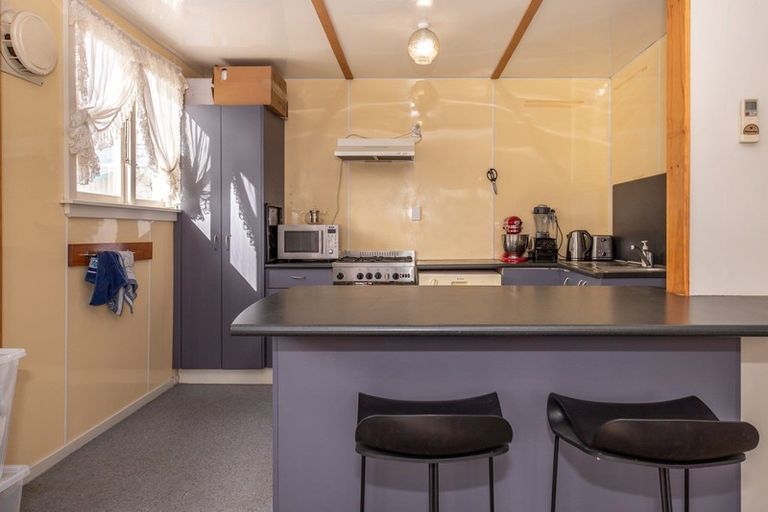 Photo of property in 61 Peel Street, Westport, 7825