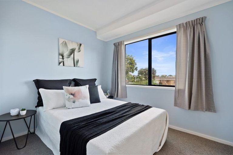 Photo of property in 25 Lucerne Place, Welcome Bay, Tauranga, 3112